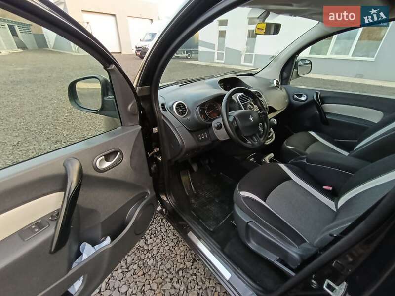 Вантажний фургон Renault Kangoo 2015 в Ковелі