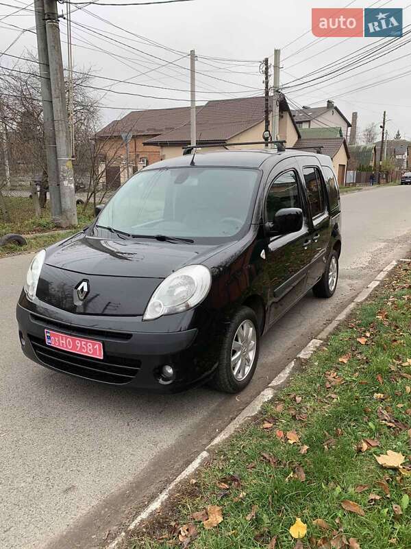 Минивэн Renault Kangoo 2010 в Виннице