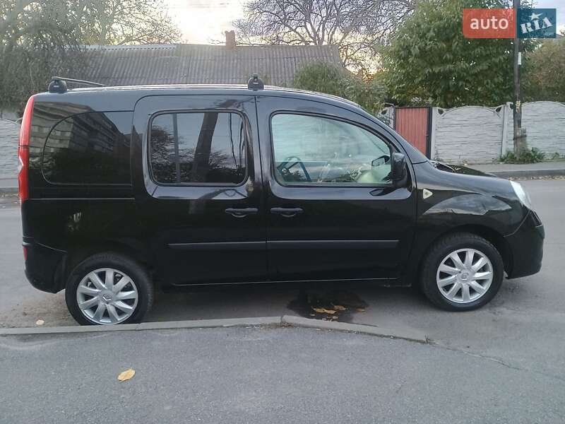 Минивэн Renault Kangoo 2010 в Виннице