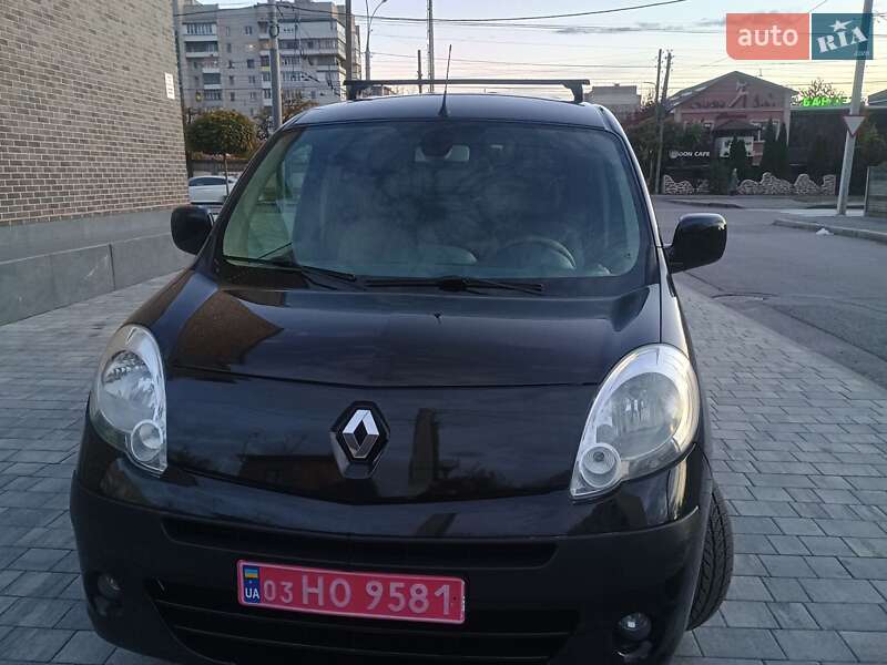 Минивэн Renault Kangoo 2010 в Виннице