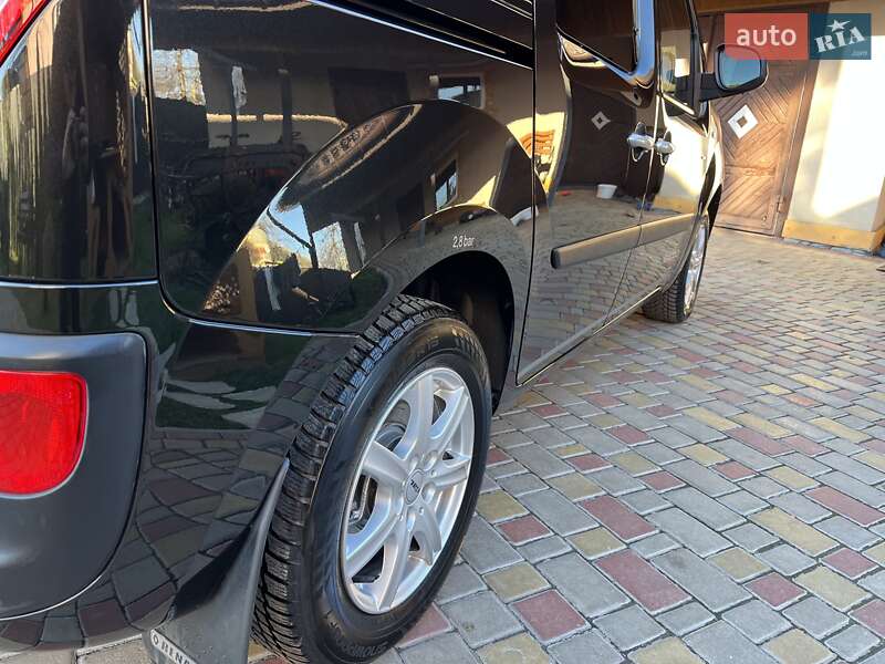 Мінівен Renault Kangoo 2015 в Дубні