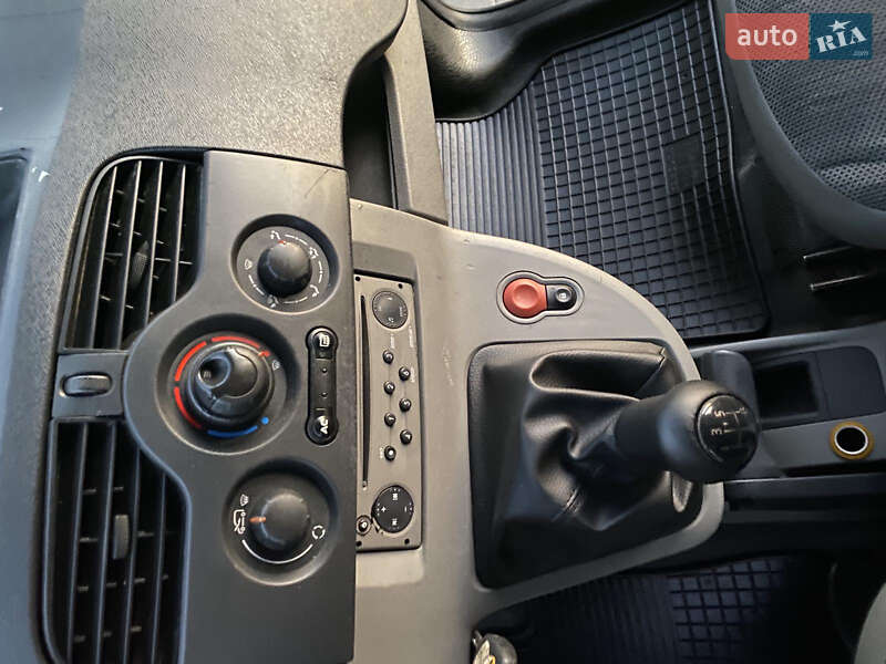 Минивэн Renault Kangoo 2009 в Житомире