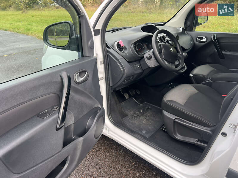 Минивэн Renault Kangoo 2018 в Львове