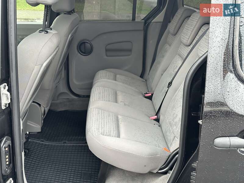 Минивэн Renault Kangoo 2009 в Луцке