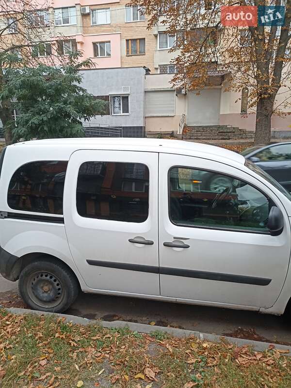 Минивэн Renault Kangoo 2016 в Полтаве