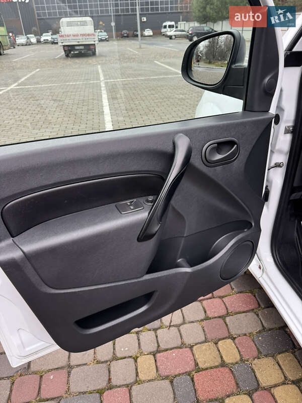 Вантажний фургон Renault Kangoo 2020 в Луцьку