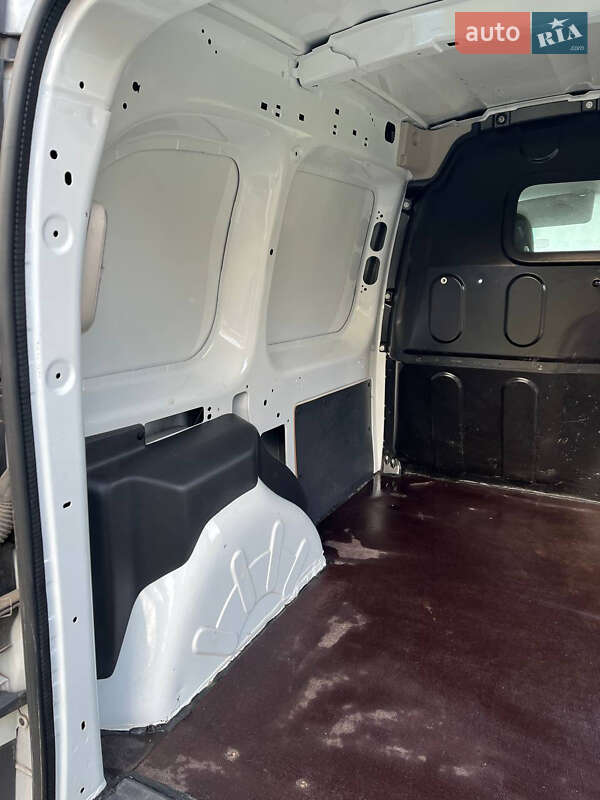 Грузовой фургон Renault Kangoo 2012 в Радивилове