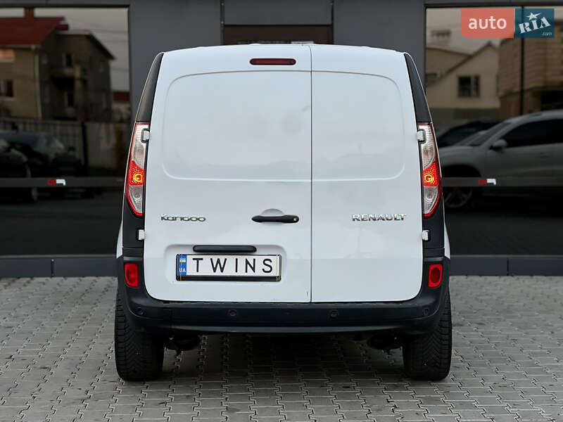 Грузовой фургон Renault Kangoo 2015 в Одессе фото 5 Грузовой фургон Renault Kangoo 2015 в Одессе