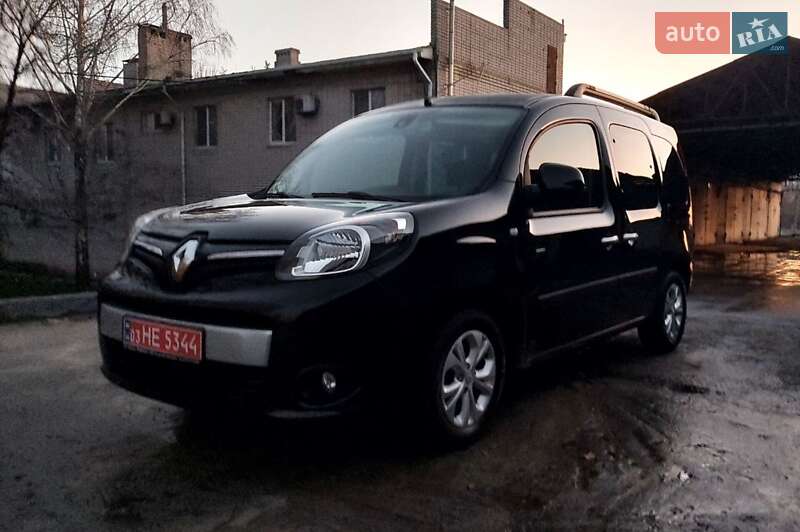 Мінівен Renault Kangoo 2017 в Дніпрі