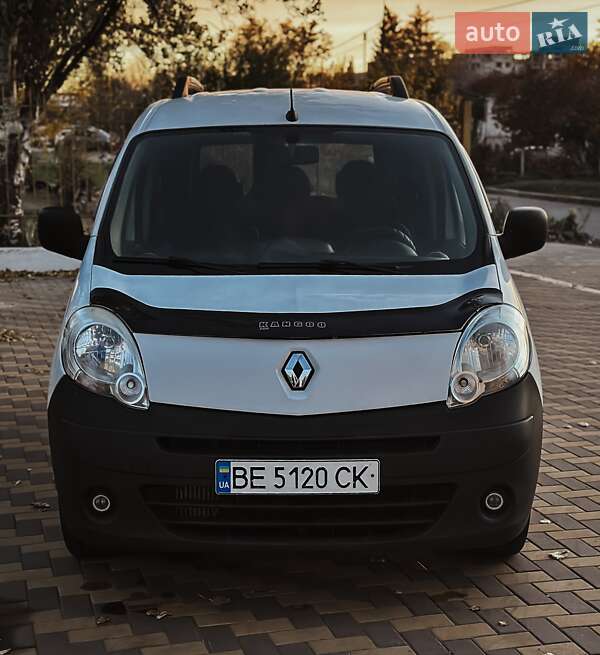 Минивэн Renault Kangoo 2011 в Николаеве