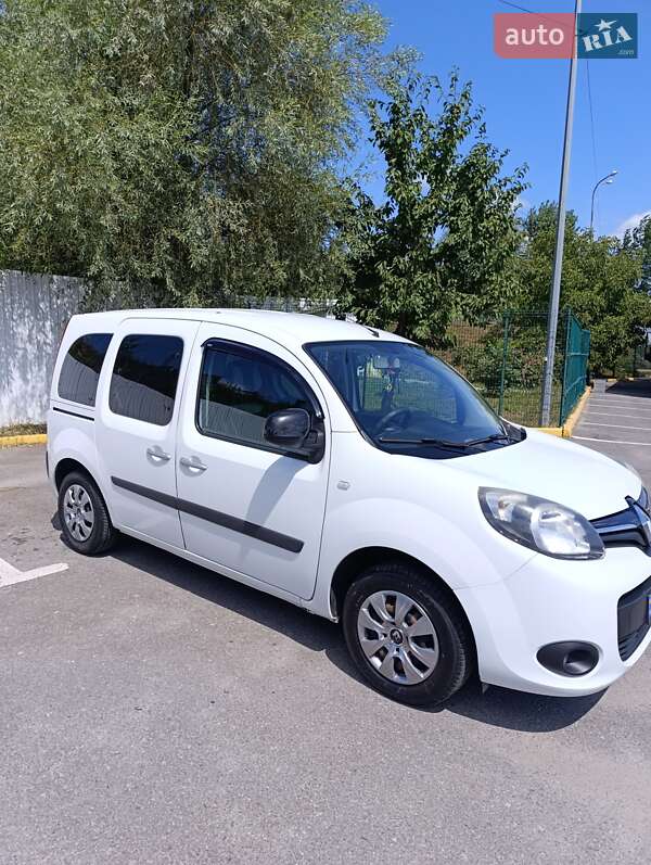 Мінівен Renault Kangoo 2014 в Ужгороді