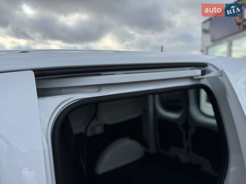 Вантажний фургон Renault Kangoo 2022 в Києві фото 40 Вантажний фургон Renault Kangoo 2022 в Києві