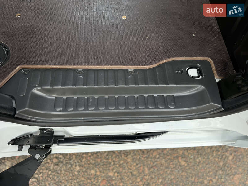 Вантажний фургон Renault Kangoo 2022 в Києві фото 47 Вантажний фургон Renault Kangoo 2022 в Києві