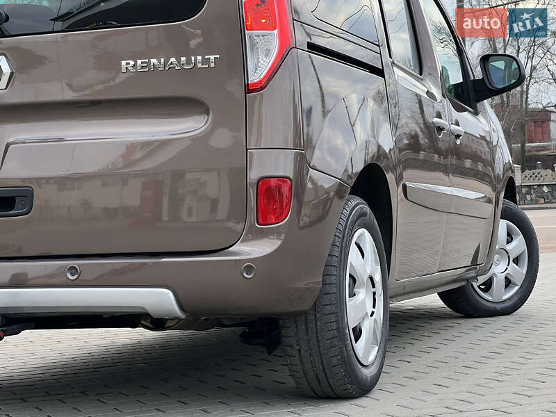 Минивэн Renault Kangoo 2016 в Житомире фото 24 Минивэн Renault Kangoo 2016 в Житомире