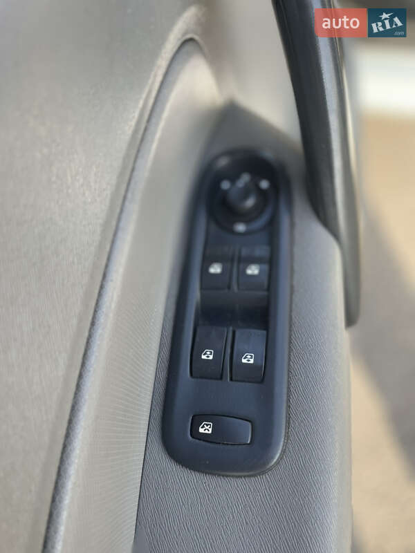 Минивэн Renault Kangoo 2010 в Кривом Роге фото 16 Минивэн Renault Kangoo 2010 в Кривом Роге