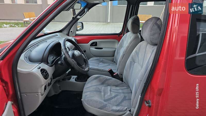 Минивэн Renault Kangoo 2003 в Луцке