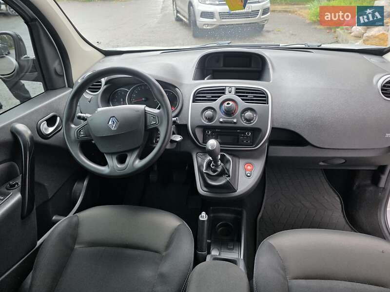 Мінівен Renault Kangoo 2017 в Тернополі