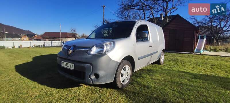 Вантажний фургон Renault Kangoo 2016 в Долині