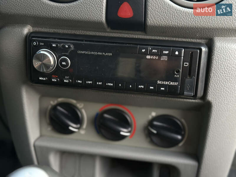 Грузовой фургон Renault Kangoo 2006 в Николаеве