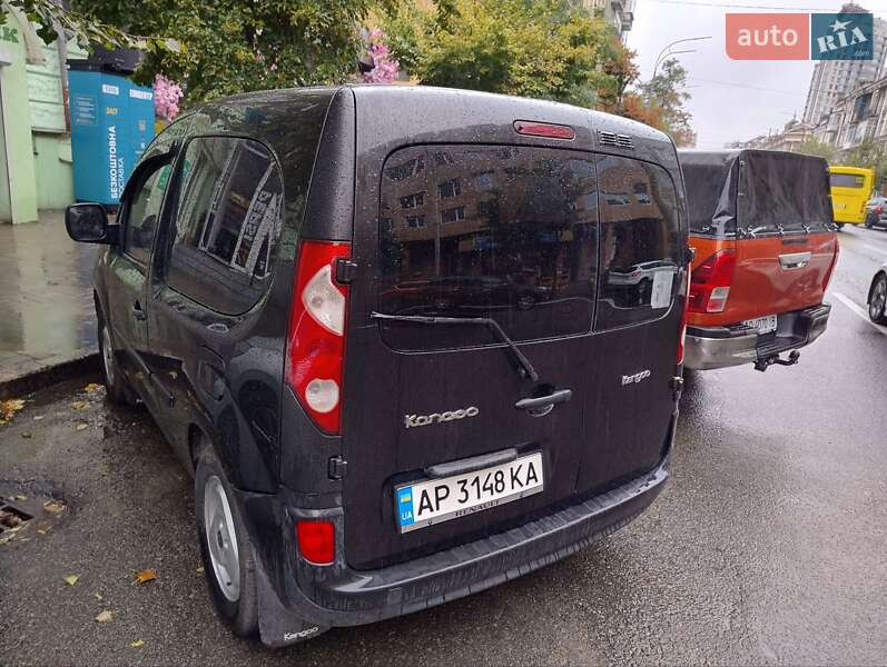 Мінівен Renault Kangoo 2008 в Києві