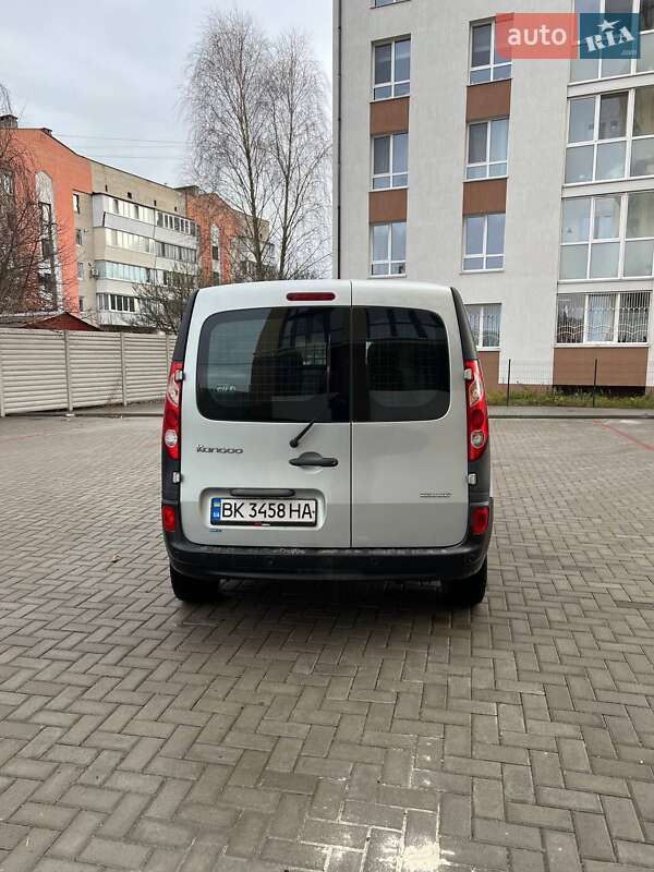 Вантажний фургон Renault Kangoo 2013 в Рівному