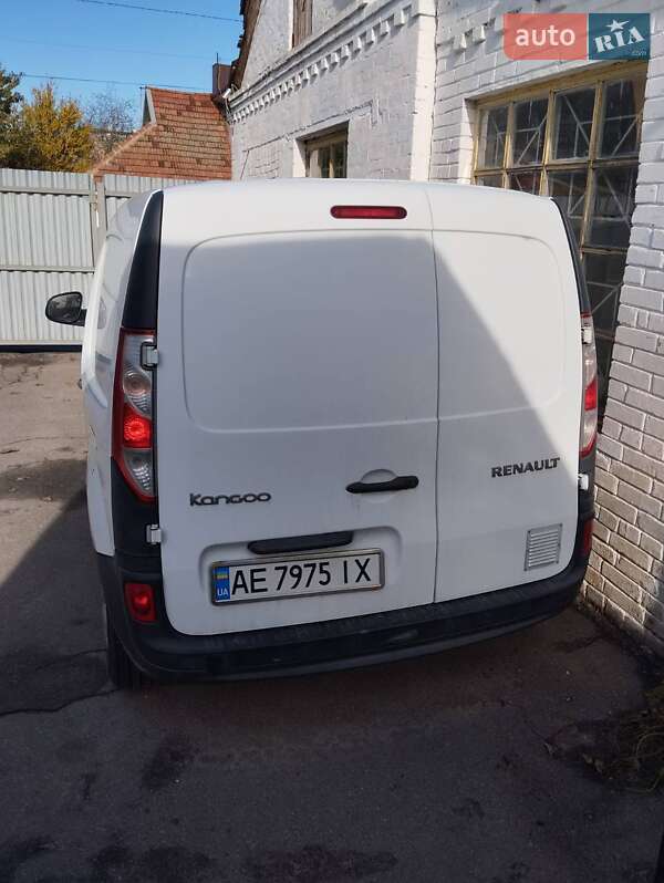 Грузовой фургон Renault Kangoo 2015 в Полтаве