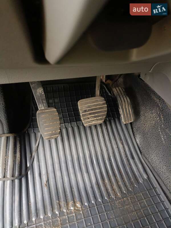 Минивэн Renault Kangoo 2010 в Житомире