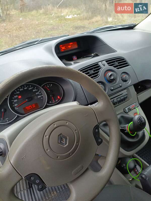 Минивэн Renault Kangoo 2010 в Житомире