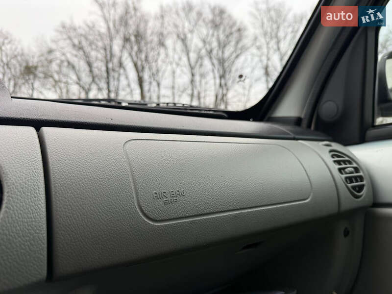 Минивэн Renault Kangoo 2007 в Луцке