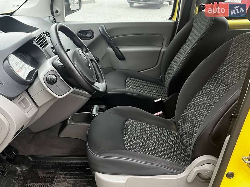 Мінівен Renault Kangoo 2009 в Дніпрі