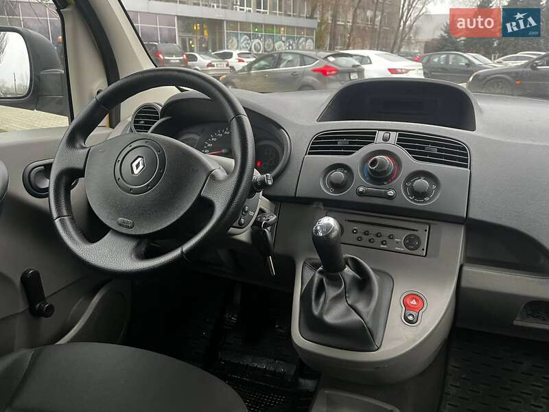 Мінівен Renault Kangoo 2009 в Дніпрі