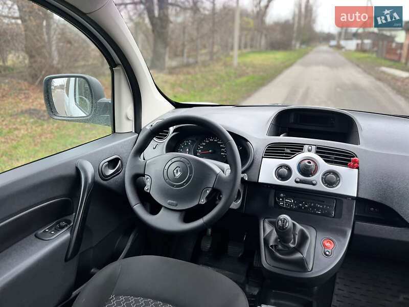 Мінівен Renault Kangoo 2011 в Володимирі фото 31 Мінівен Renault Kangoo 2011 в Володимирі