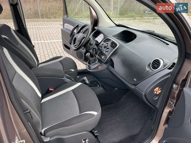 Минивэн Renault Kangoo 2014 в Дубно фото 50 Минивэн Renault Kangoo 2014 в Дубно