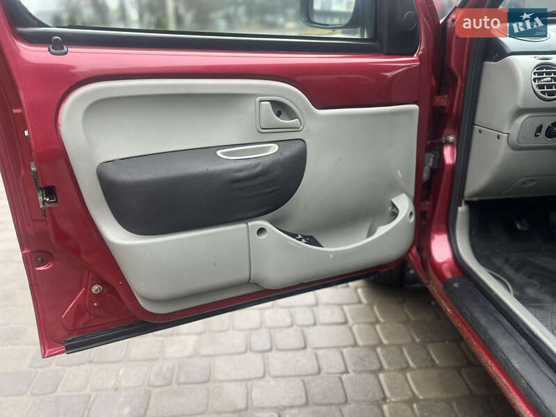 Мінівен Renault Kangoo 2007 в Тернополі фото 26 Мінівен Renault Kangoo 2007 в Тернополі