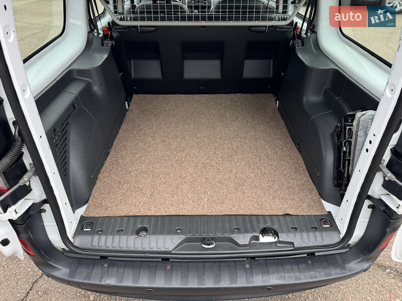 Минивэн Renault Kangoo 2018 в Киеве фото 35 Минивэн Renault Kangoo 2018 в Киеве