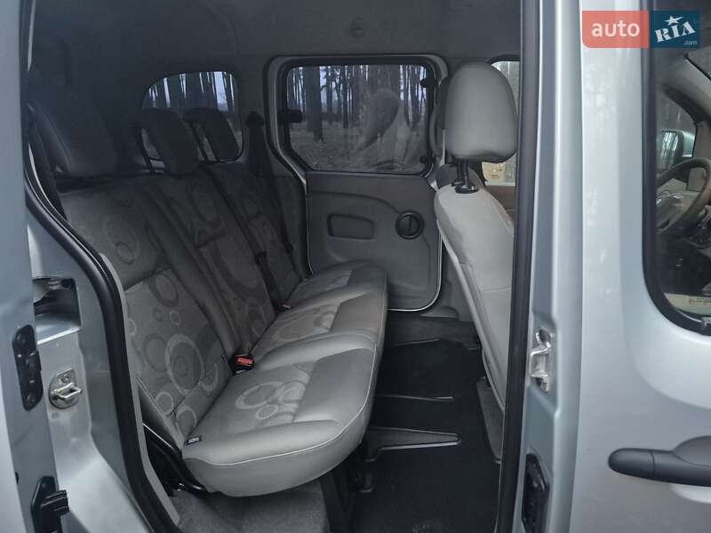 Мінівен Renault Kangoo 2010 в Харкові