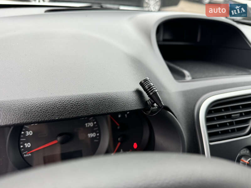 Вантажопасажирський фургон Renault Kangoo 2022 в Києві