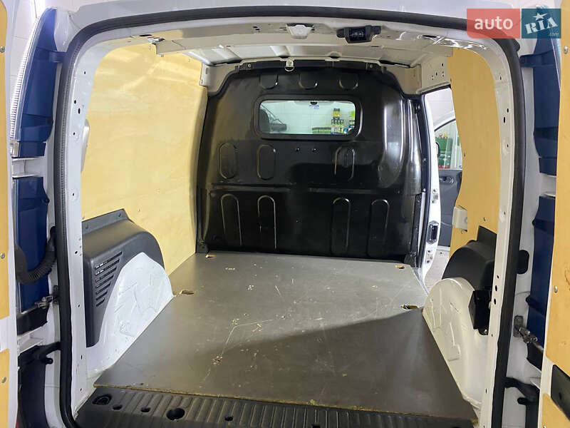 Грузовой фургон Renault Kangoo 2013 в Дубно