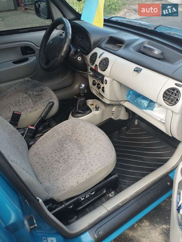 Вантажний фургон Renault Kangoo 2004 в Вінниці фото 10 Вантажний фургон Renault Kangoo 2004 в Вінниці
