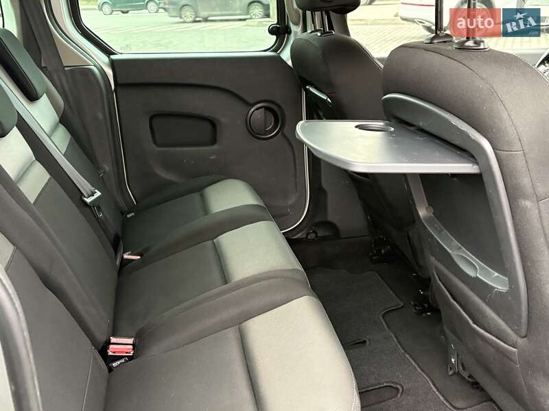 Минивэн Renault Kangoo 2017 в Луцке