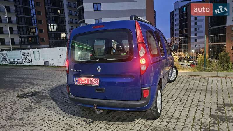 Мінівен Renault Kangoo 2009 в Івано-Франківську