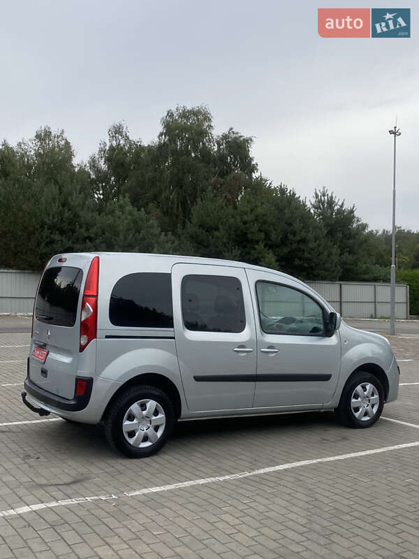Минивэн Renault Kangoo 2010 в Киверцах