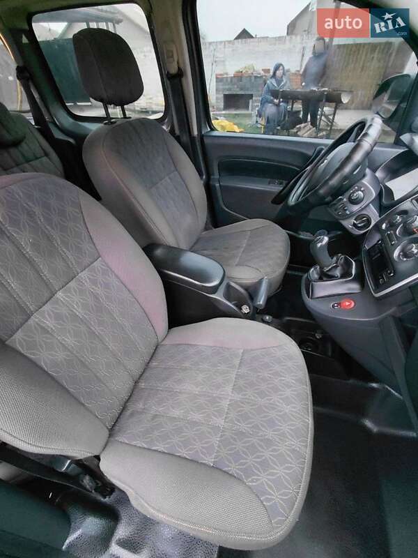 Мінівен Renault Kangoo 2013 в Дніпрі фото 9 Мінівен Renault Kangoo 2013 в Дніпрі