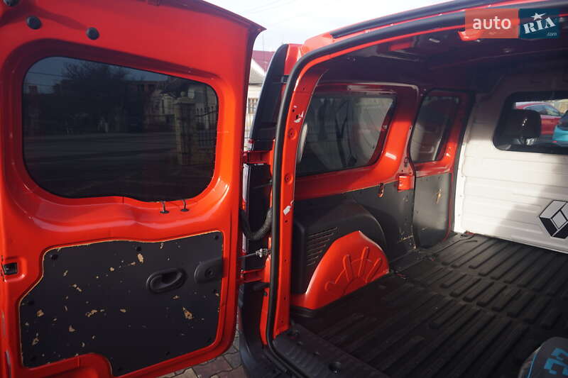 Минивэн Renault Kangoo 2021 в Самборе фото 48 Минивэн Renault Kangoo 2021 в Самборе