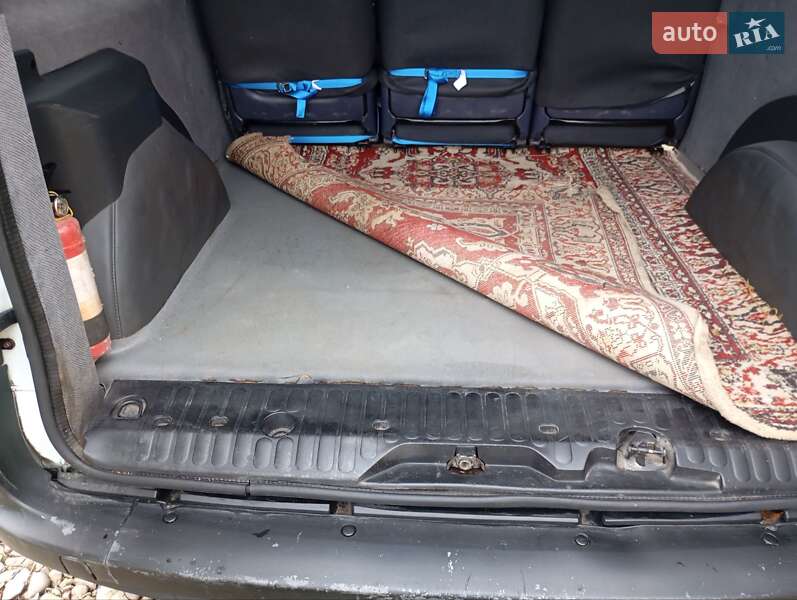 Минивэн Renault Kangoo 2010 в Каменец-Подольском фото 10 Минивэн Renault Kangoo 2010 в Каменец-Подольском