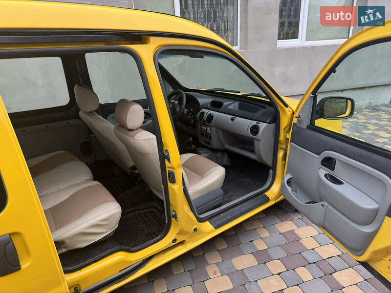 Минивэн Renault Kangoo 2003 в Могилев-Подольске фото 17 Минивэн Renault Kangoo 2003 в Могилев-Подольске