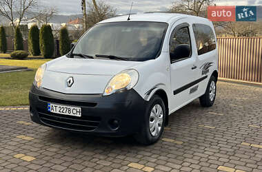 Минивэн Renault Kangoo 2008 в Косове
