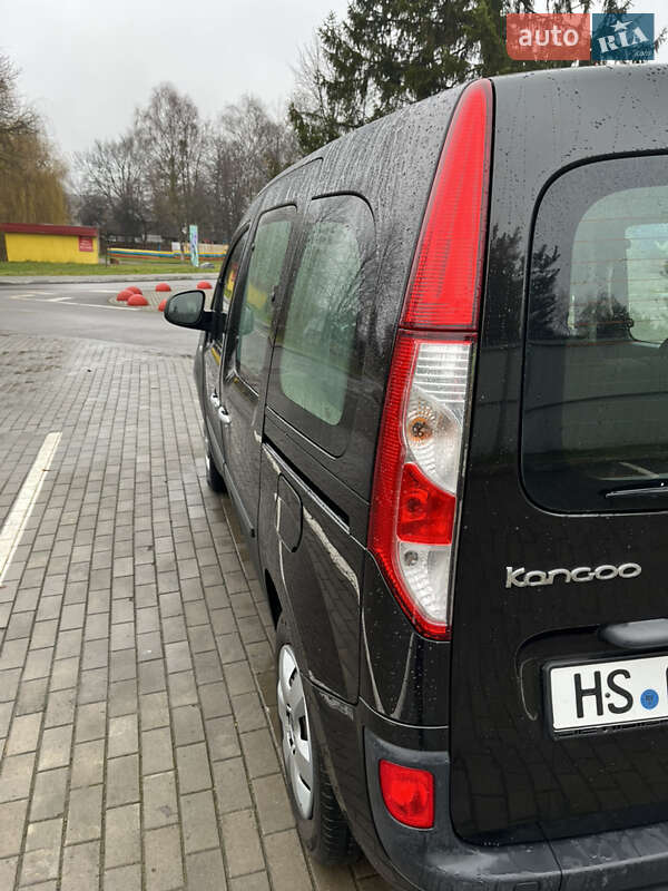 Минивэн Renault Kangoo 2015 в Луцке