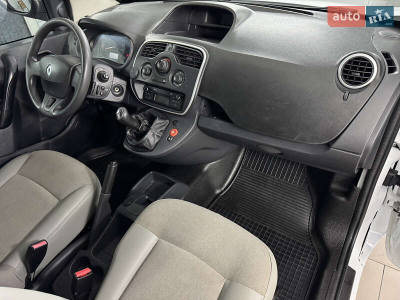 Минивэн Renault Kangoo 2017 в Киеве