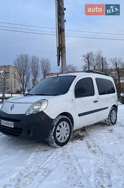 Минивэн Renault Kangoo 2010 в Петропавловской Борщаговке